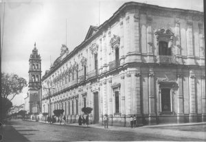 Palacio Federal, antes escuela de Teresianas.
